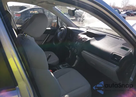 2015 Subaru Forester 2.5I Premium из США, поврежденный, VIN JF2SJADC7FH840739